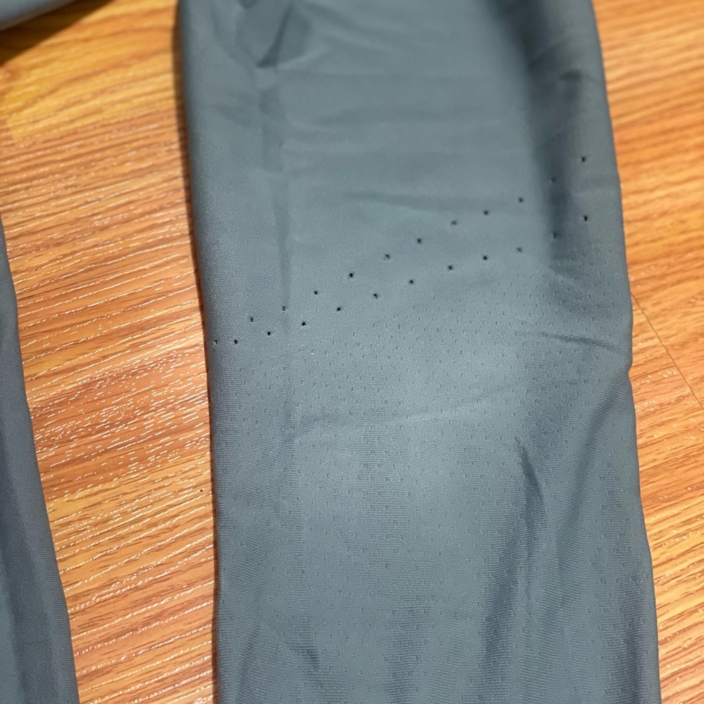 Lululemon In Focus Run Tight - Picture 7 of 10